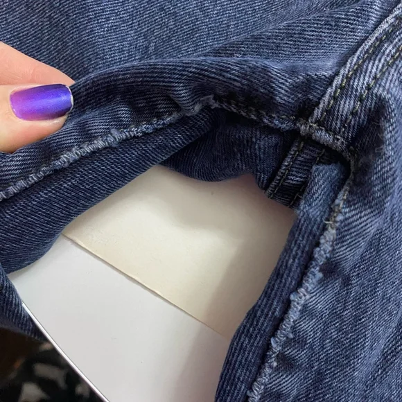 Levi’s Premium - Wedgie Icon Fit Jeans - Picture 14 of 14